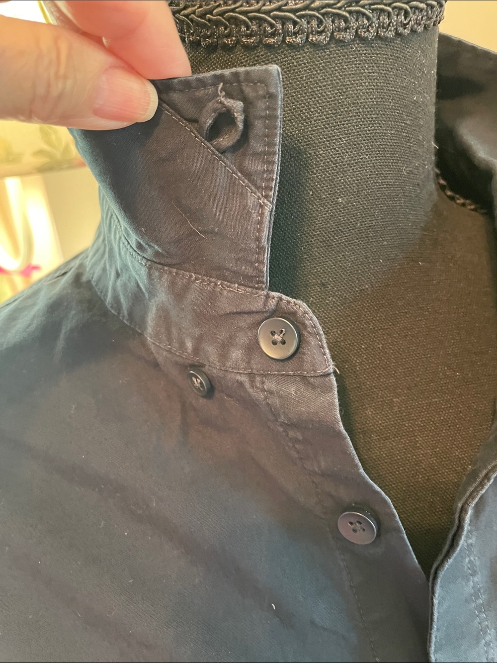 Unisex Lululemon -Navy Button-Down Shirt - Picture 4 of 14